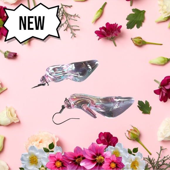 New Pink 3D Acrylic High Transparency Color High Heels Fashionable Earrings - Picture 6 of 8